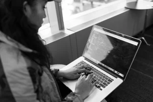 Suivi positionnement SEO : optimiser sa visibilité en ligne